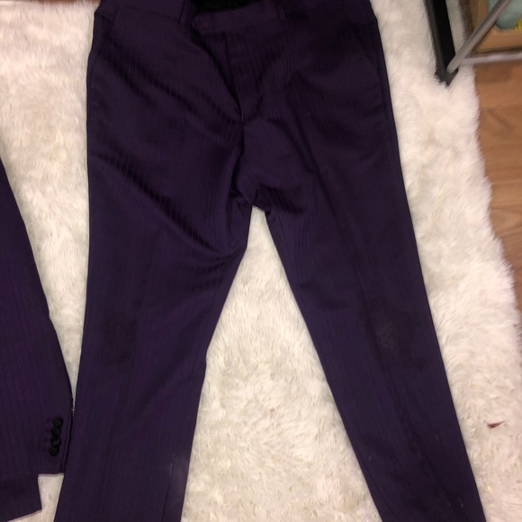 Mens suits - Picture 2 of 4